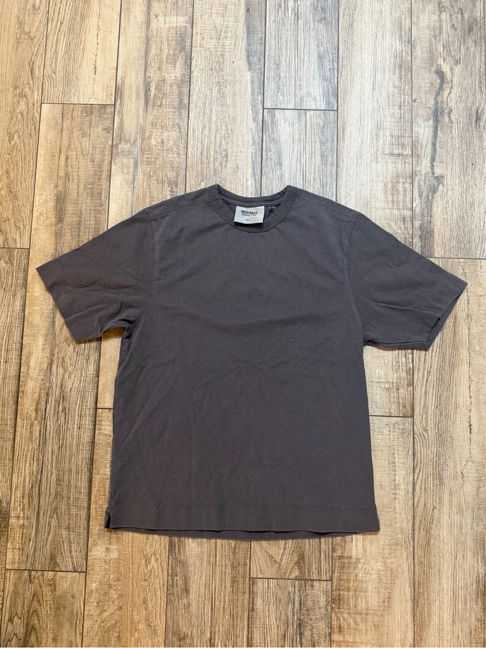 Brooklyn Cloth Men's Short Sleeve Crewneck Tee - Charcoal Gray